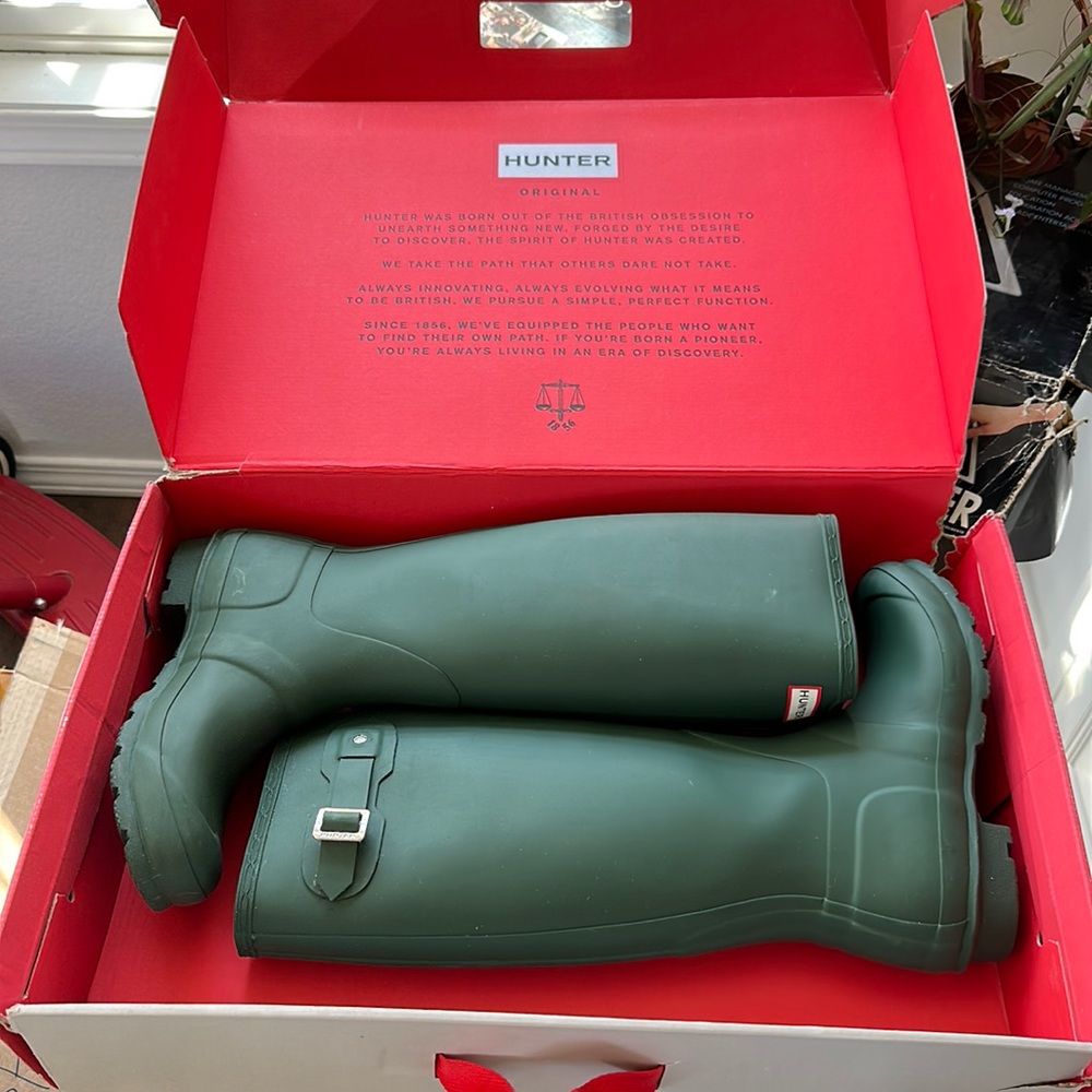 Hunter Boots Tall Green Size 6